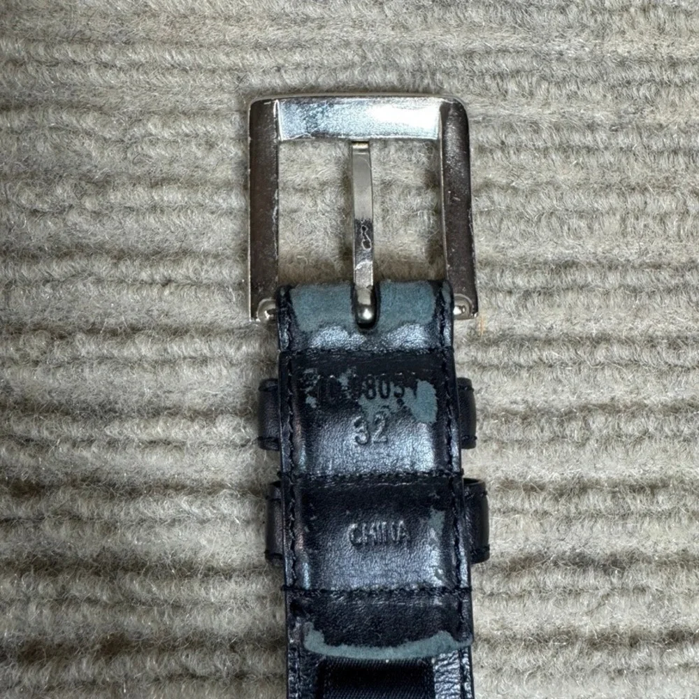 Greg Norman Mens Black Leather Belt Size 32 Full Grain Cowhide Silver Buckle